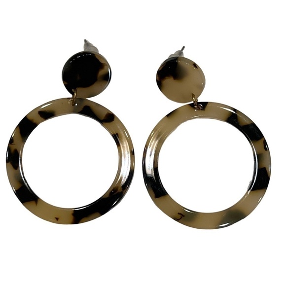 Black & Beige Circle Acrylic Fashion Earrings - Picture 5 of 5